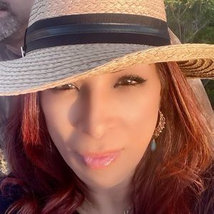 Meet your Posher, Belinda